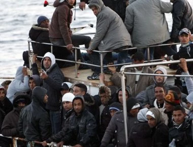 Μεσόγειος: Διάσωση 800 μεταναστών σε 12 ώρες - 2 νεκροί